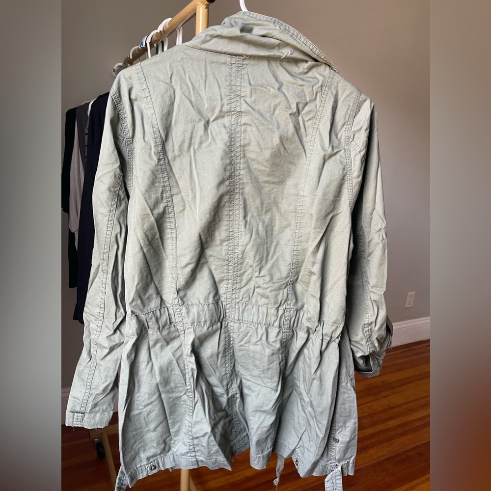 Green Spring Jacket - Picture 2 of 2